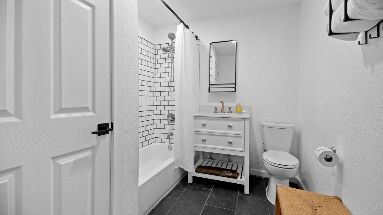 Photo of Bathroom in Zavalla