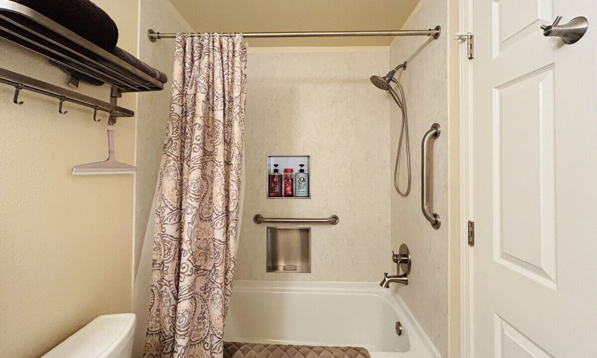 Photo of Bathroom in Southeast Boise