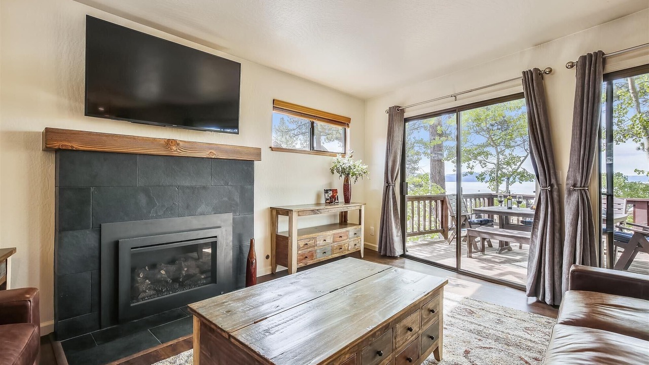 Photo of Livingroom in Kings Beach