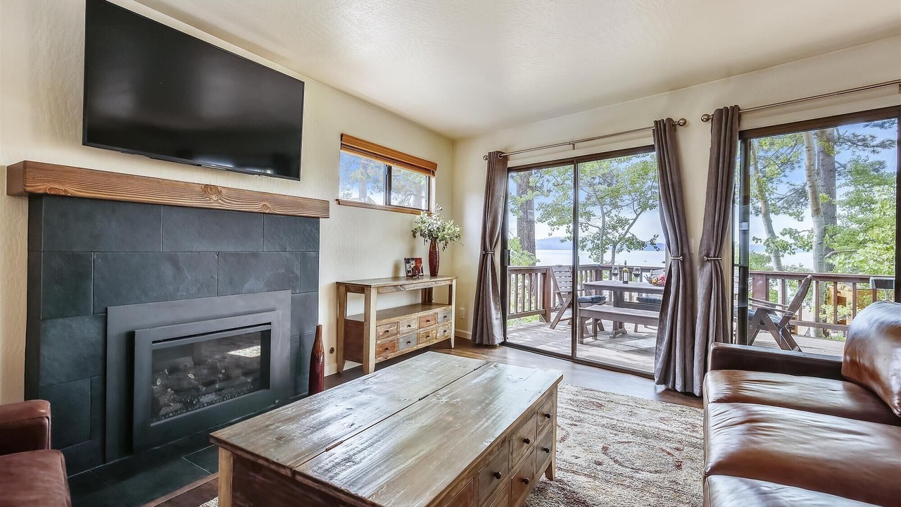 Photo of Livingroom in Kings Beach