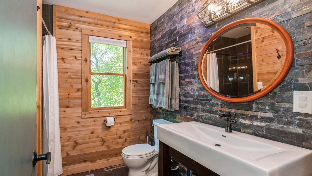 Photo of Bathroom in Zenda