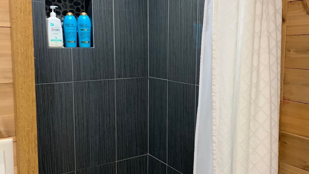 Photo of Bathroom in Zenda