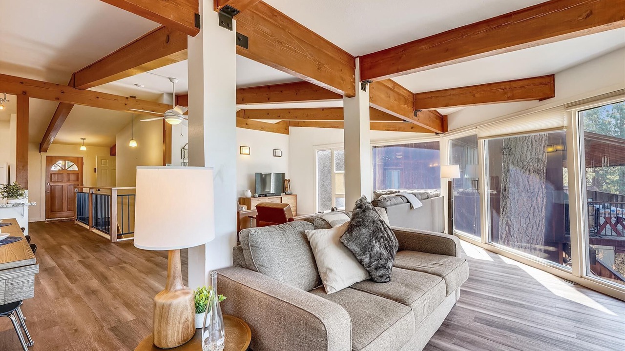 Photo of Livingroom in Kings Beach