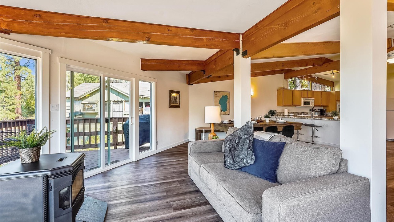 Photo of Livingroom in Kings Beach