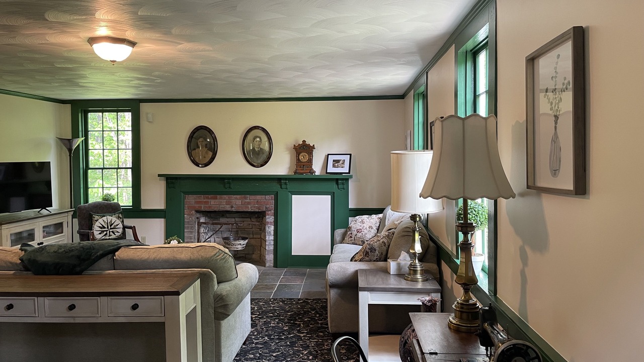 Photo of Livingroom in Mercer