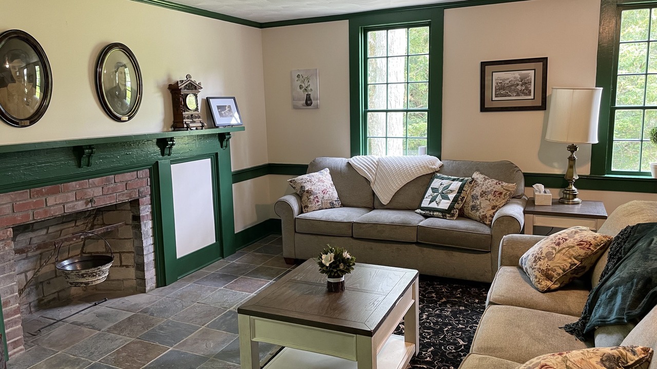 Photo of Livingroom in Mercer