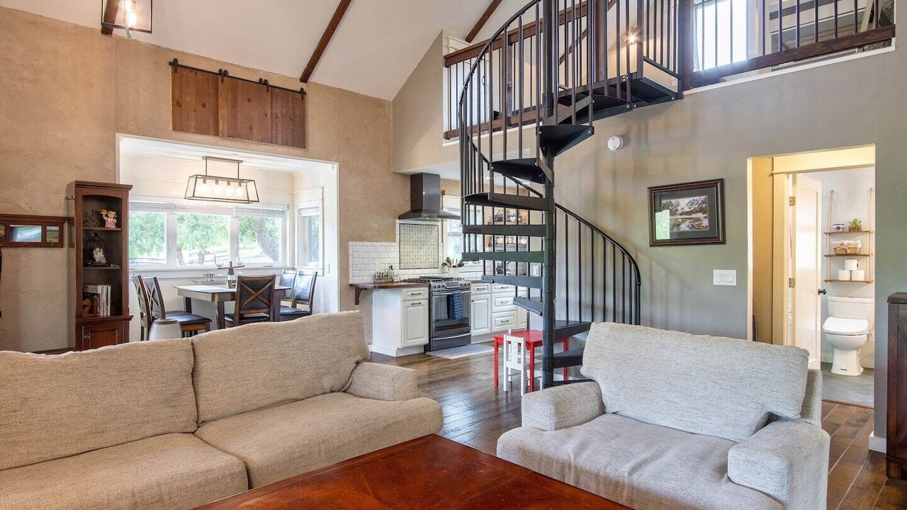Photo of Livingroom in Fallbrook