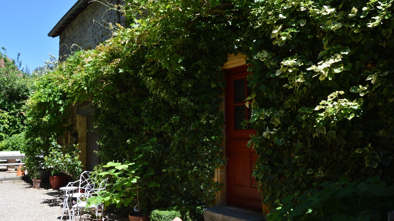 Photo of Outdoor in Bois-Sainte-Marie