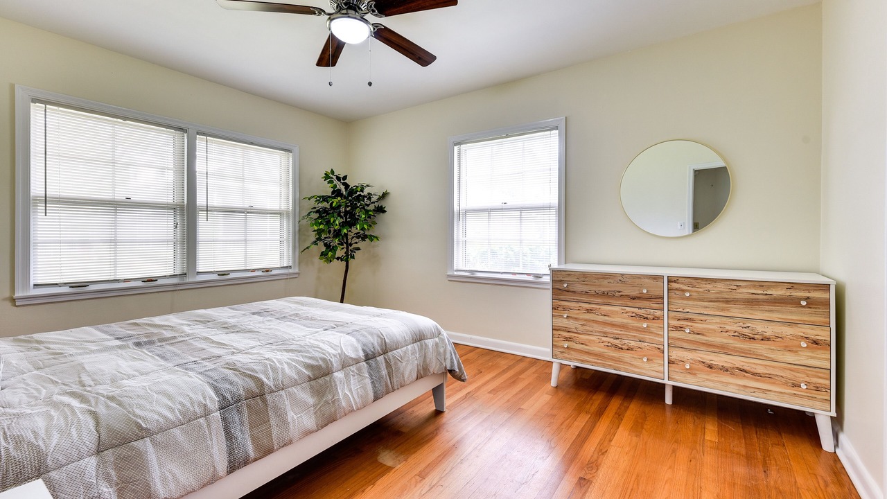 Photo of Bedroom in Hollyford