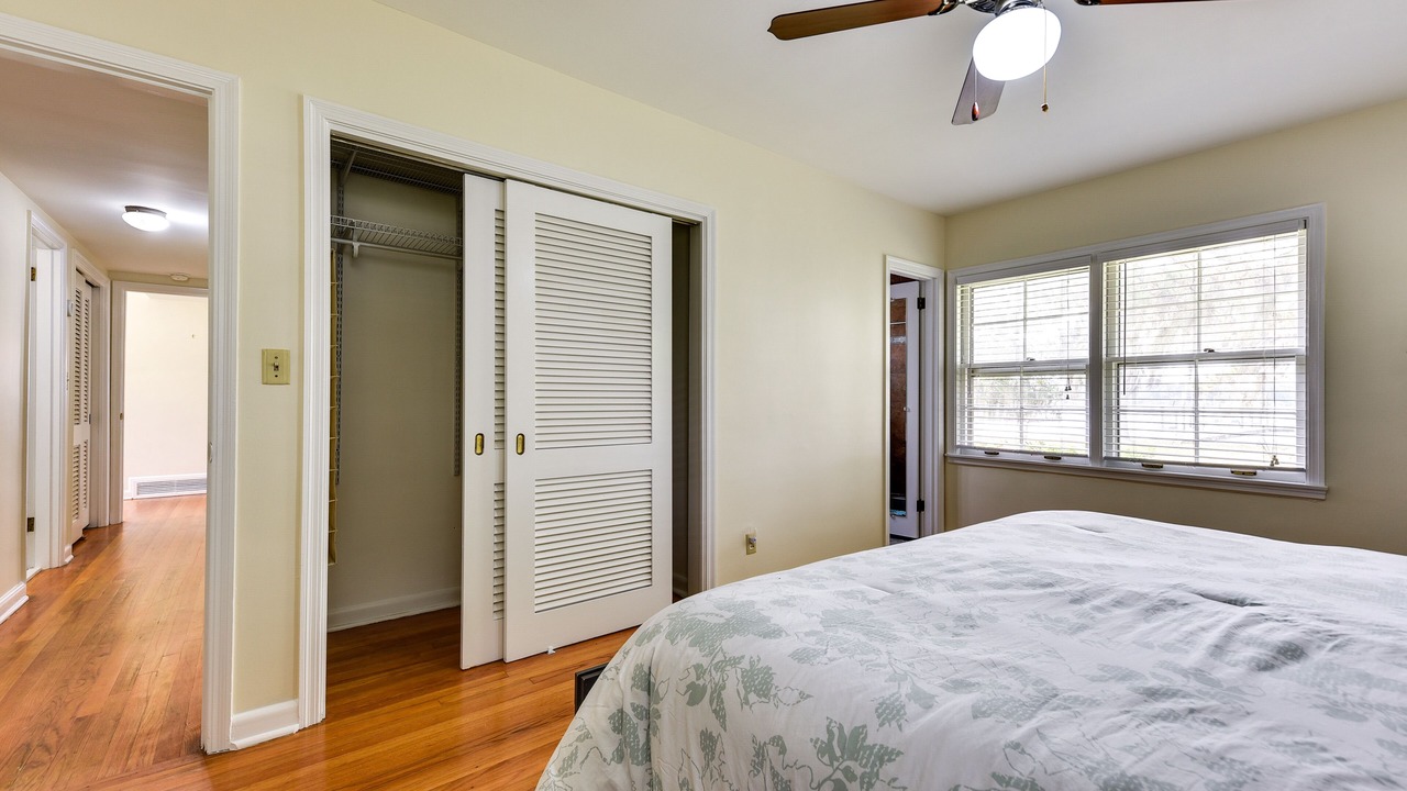 Photo of Bedroom in Hollyford