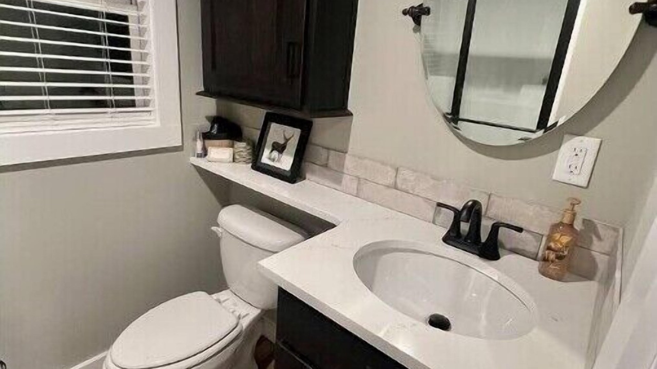 Photo of Bathroom in Springville