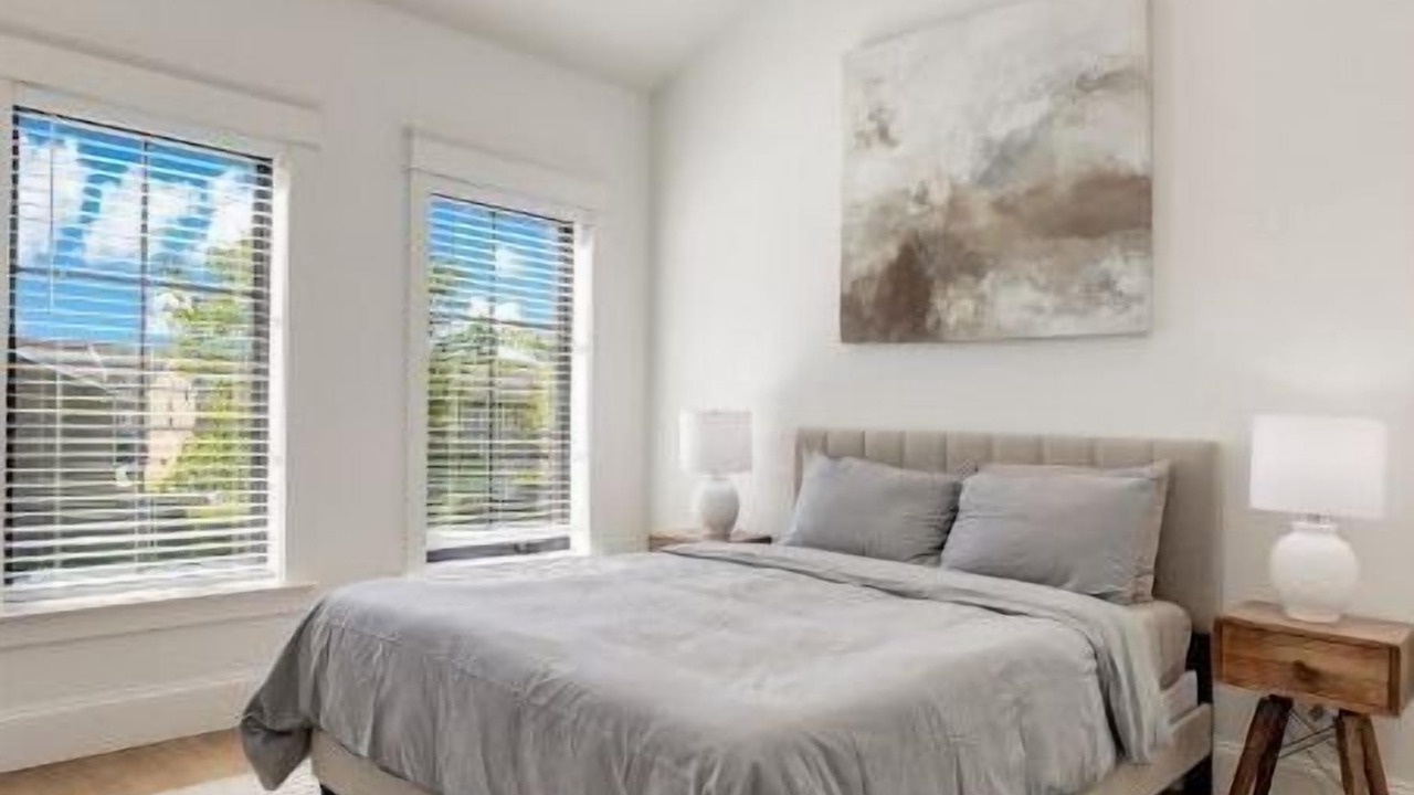 Photo of Bedroom in Old Town West