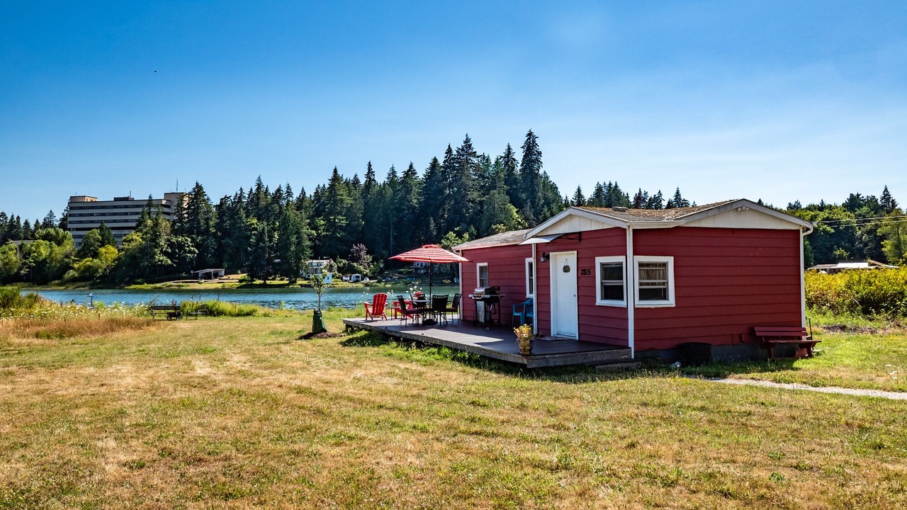 Photo of Others in Jackson Park Support Area