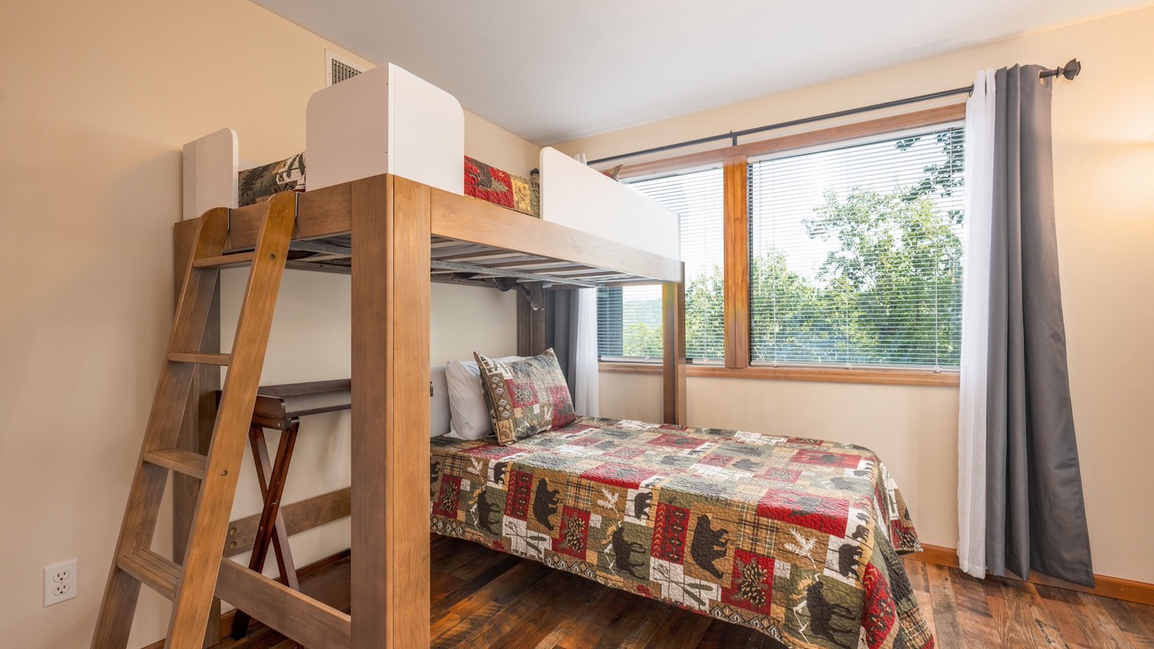 Photo of Bedroom in Murphy