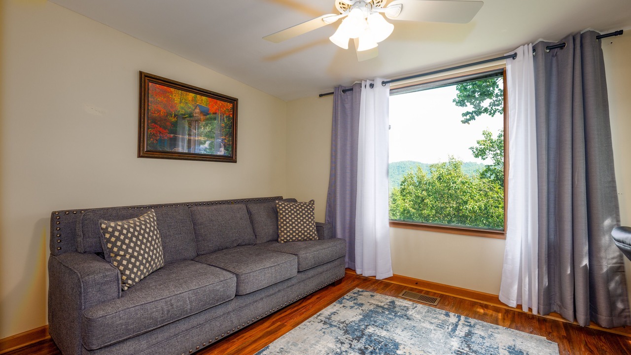 Photo of Livingroom in Murphy