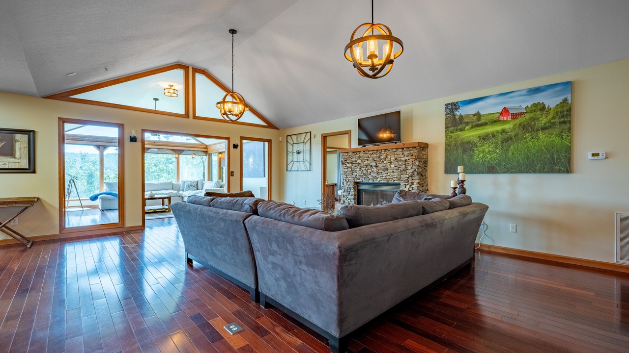 Photo of Livingroom in Murphy