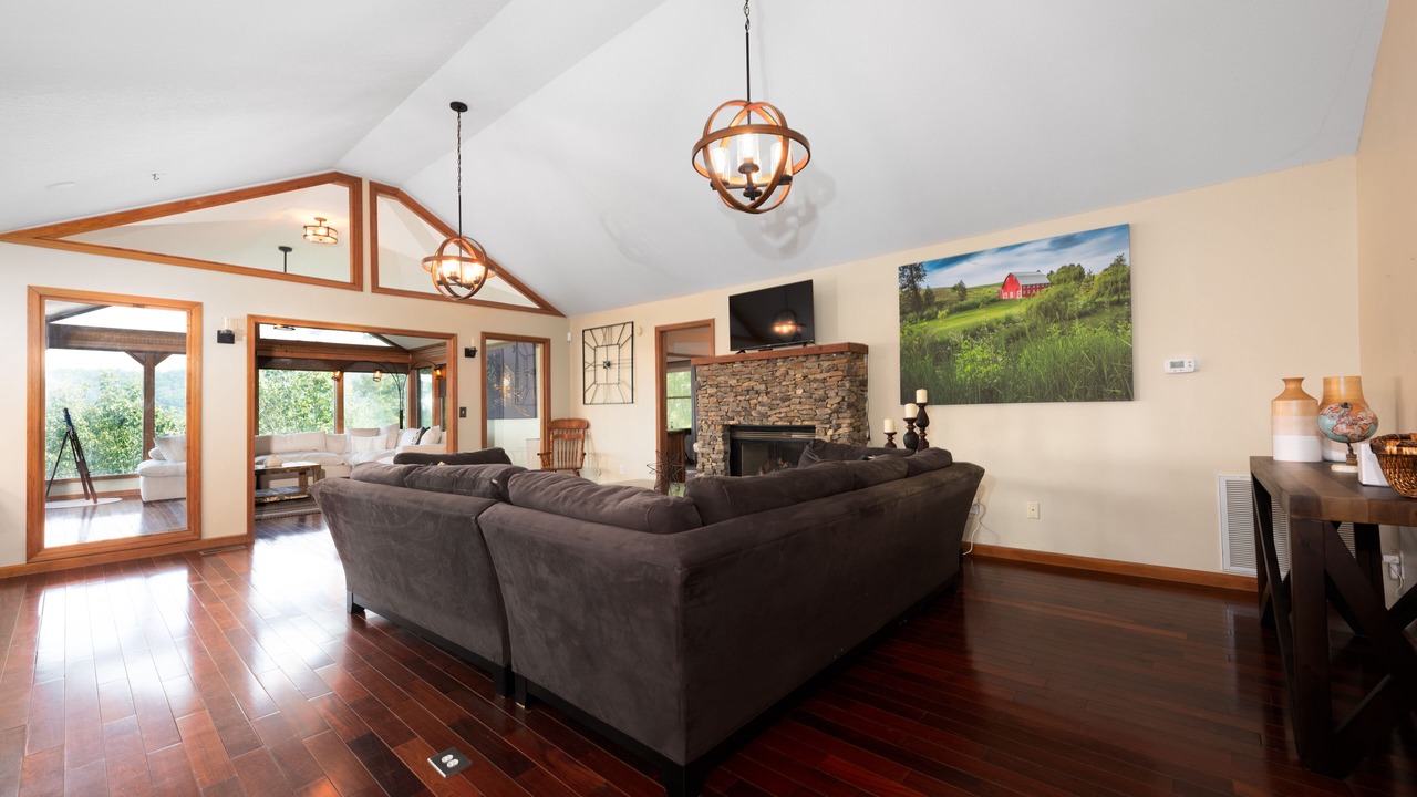 Photo of Livingroom in Murphy