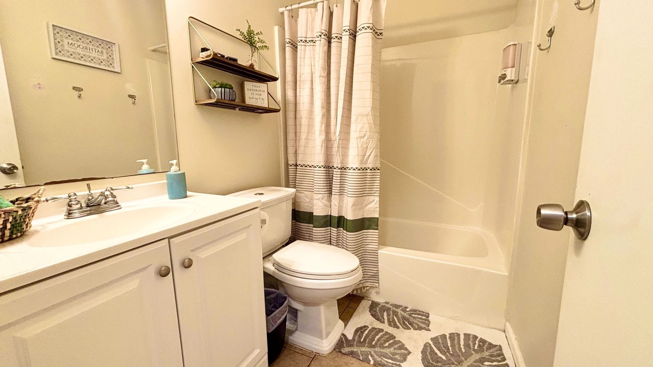 Photo of Bathroom in Lynn Haven