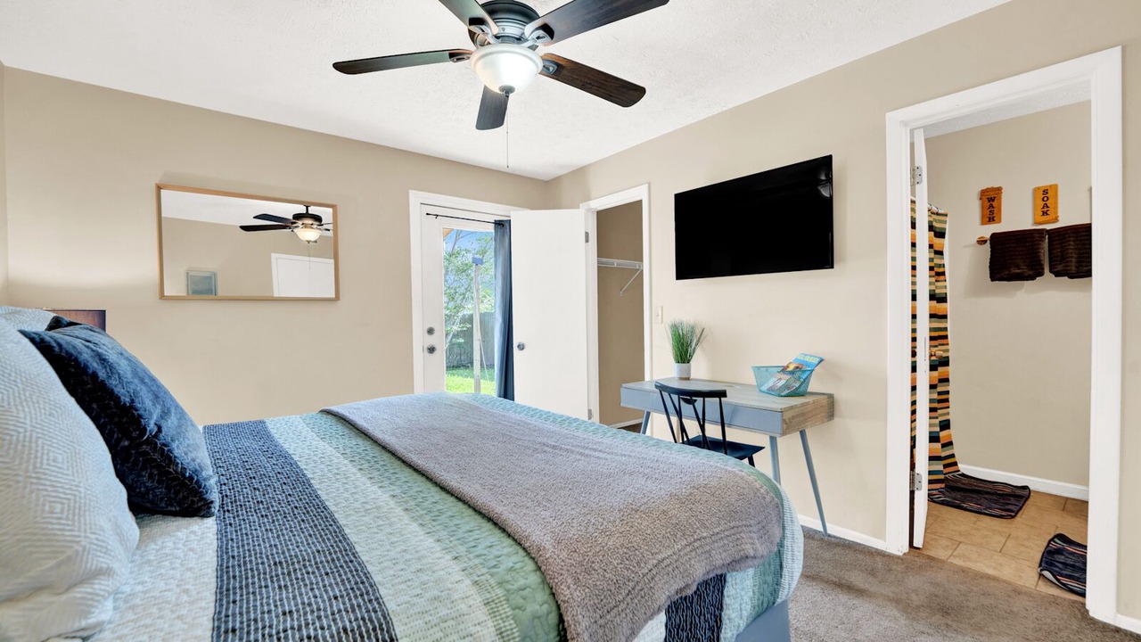 Photo of Bedroom in Lynn Haven