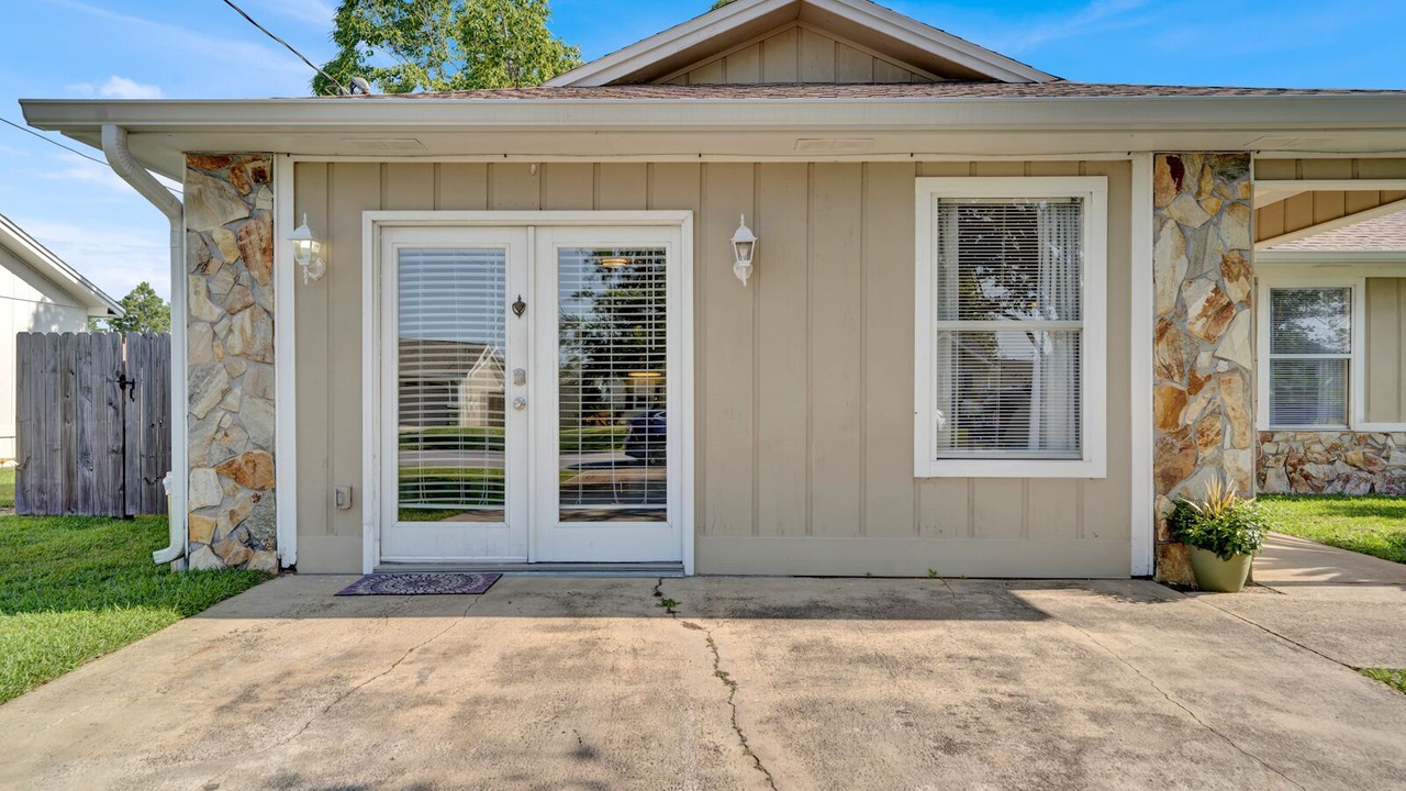 Photo of Outdoor in Lynn Haven