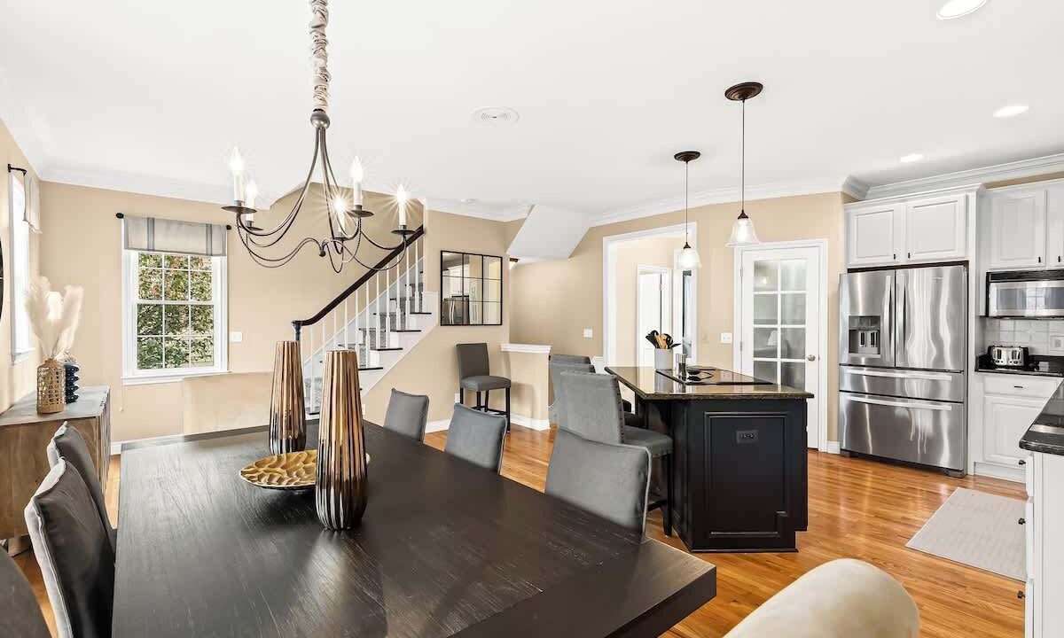 Photo of Livingroom in Howell
