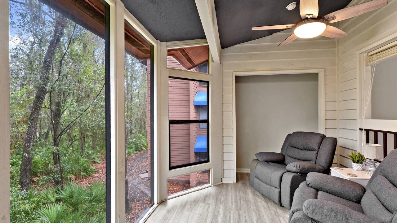 Photo of Livingroom in St. Simons Island
