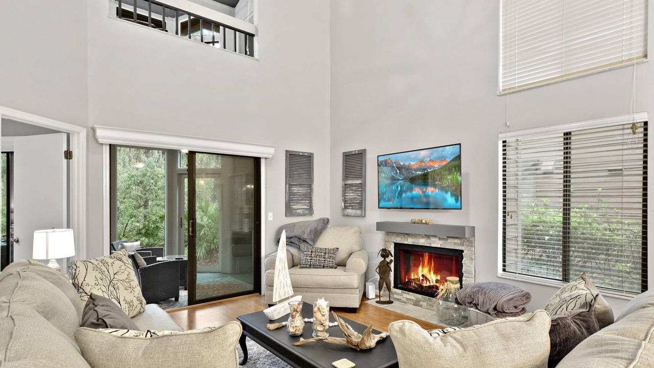 Photo of Livingroom in St. Simons Island