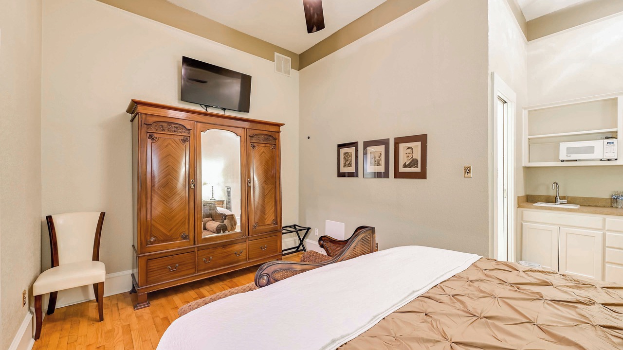 Photo of Bedroom in Decatur