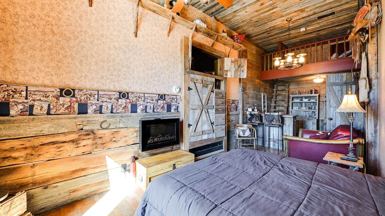 Photo of Livingroom in Decatur