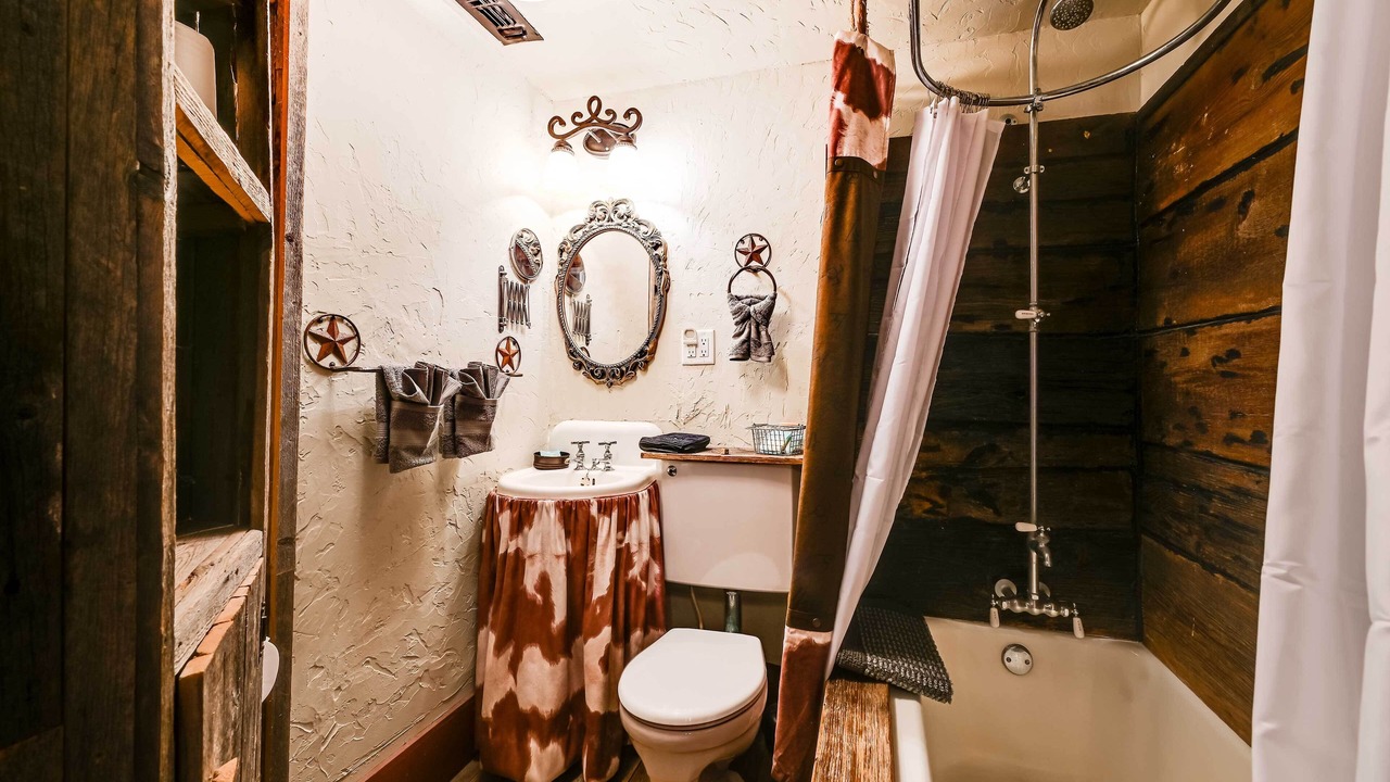 Photo of Bathroom in Decatur