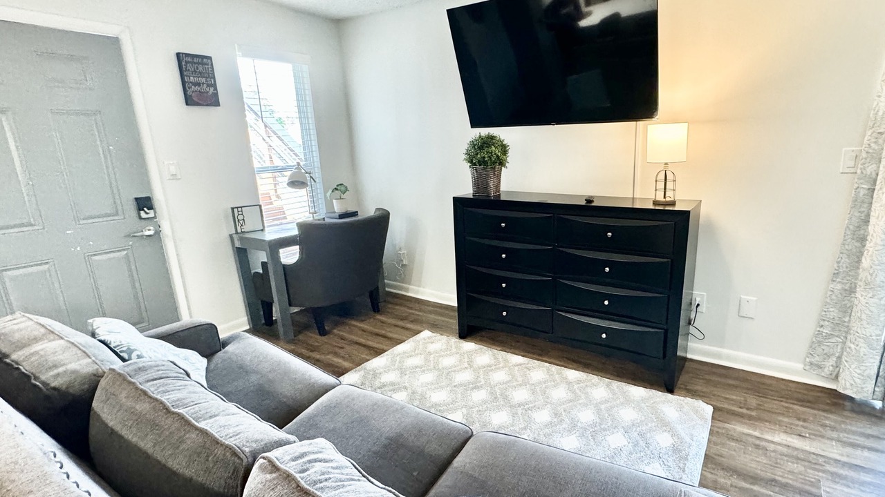 Photo of Livingroom in Huntsville