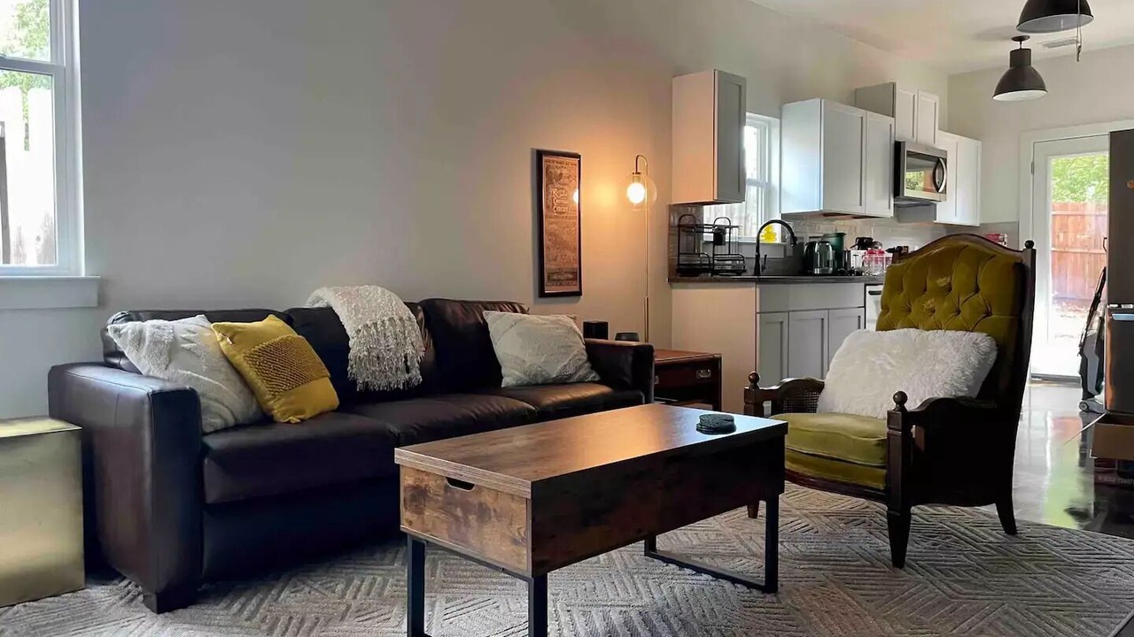 Photo of Livingroom in Denton