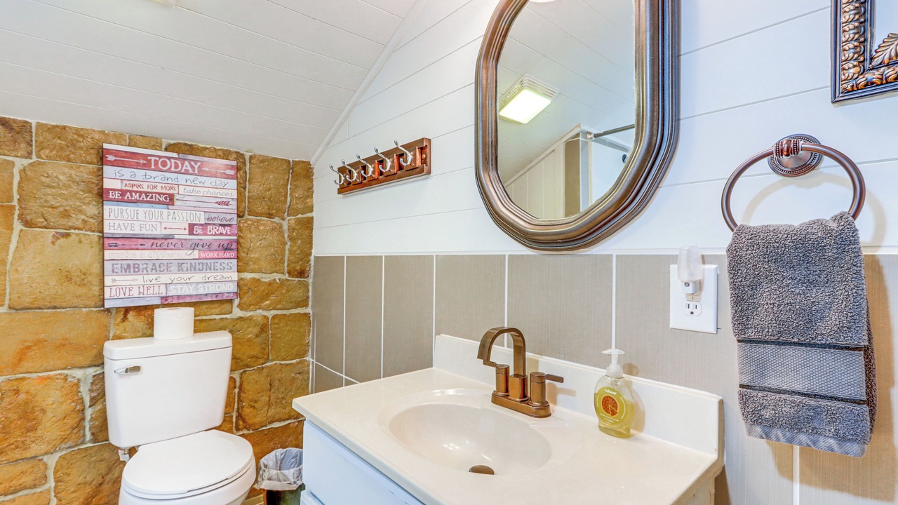 Photo of Bathroom in Elkins
