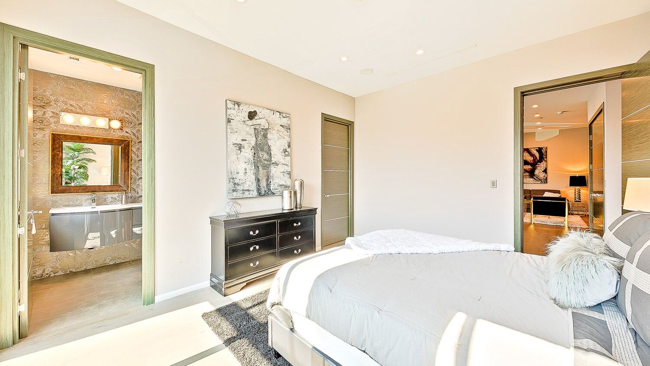 Photo of Bedroom in Beverly Grove