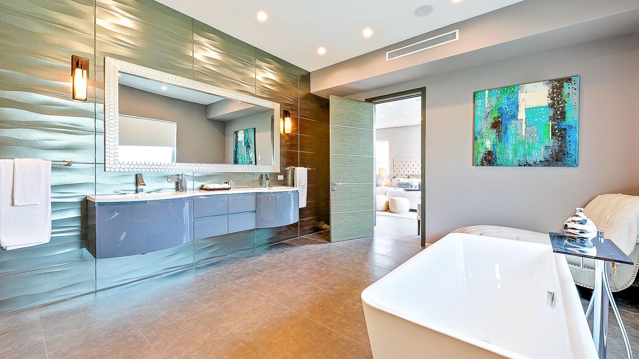 Photo of Bathroom in Beverly Grove
