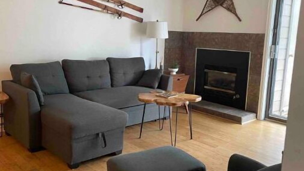 Photo of Livingroom in Avon