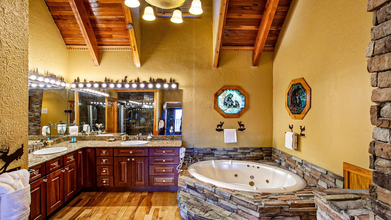 Photo of Bathroom in Sevierville