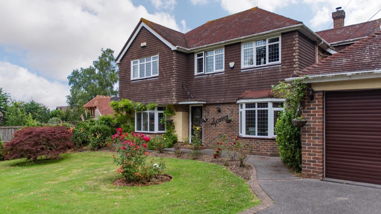 Photo of Outdoor in Staple