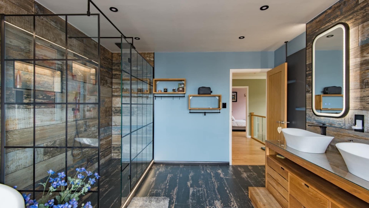 Photo of Others in Staple