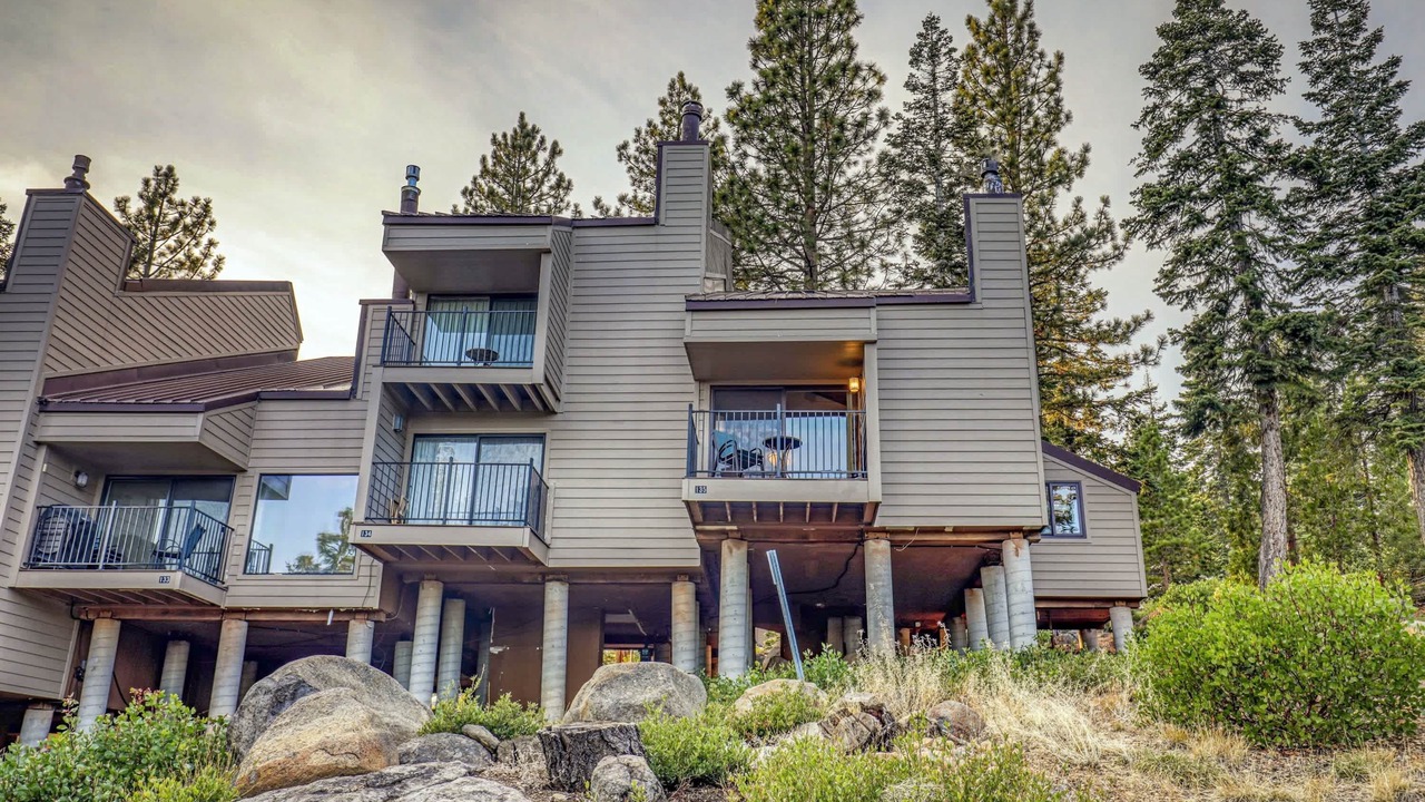 Photo of Outdoor in Carnelian Woods