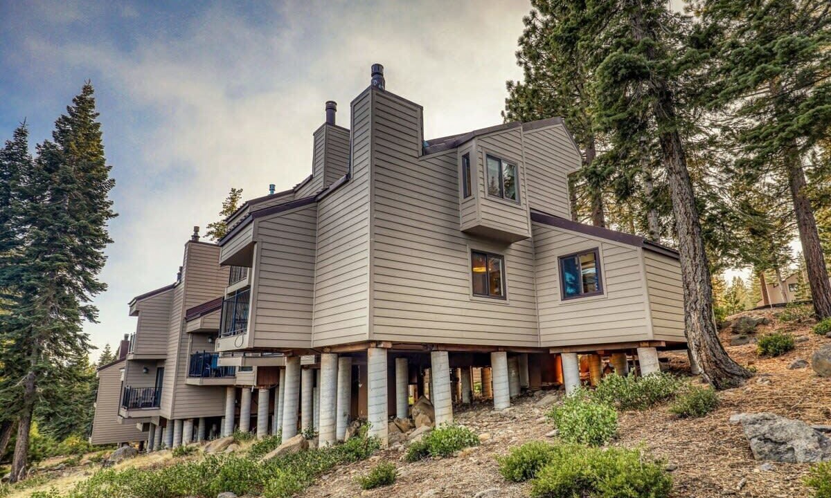 Photo of Outdoor in Carnelian Woods