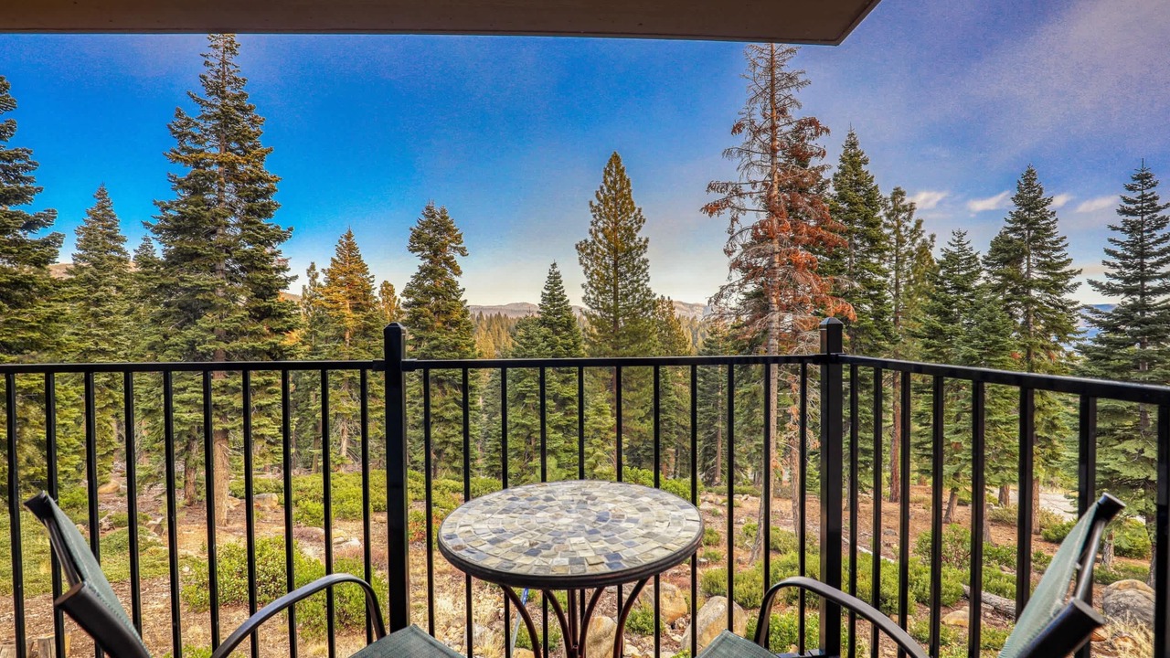 Photo of Patio Balcony in Carnelian Woods