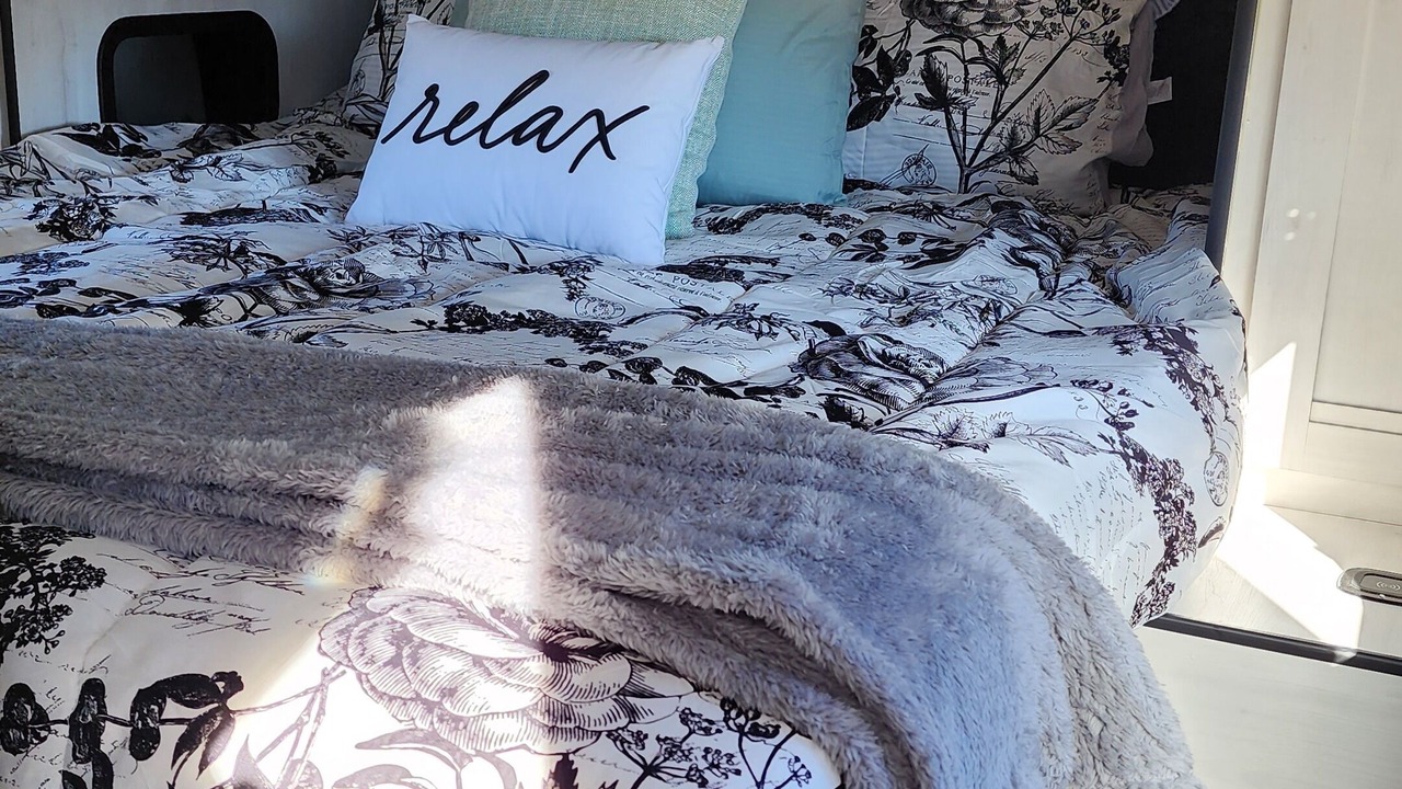 Photo of Bedroom in Normal