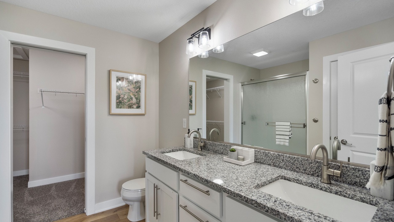 Photo of Bathroom in Booneville