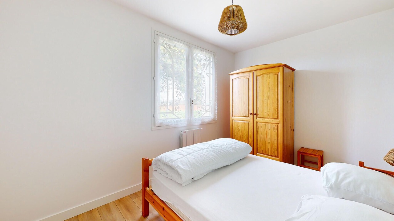 Photo of Others in Chey