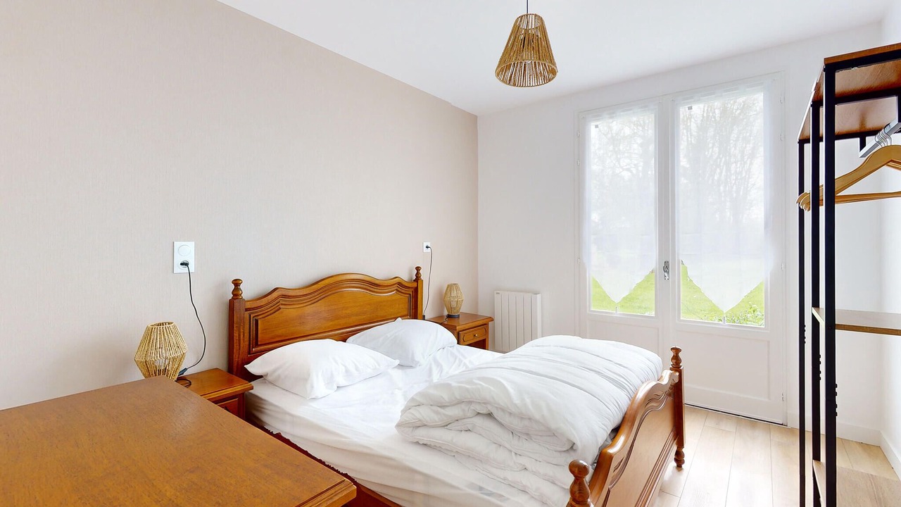 Photo of Others in Chey