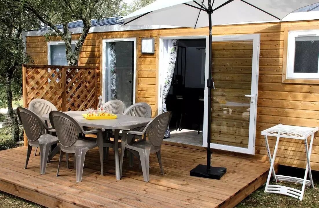 Photo of Outdoor in Junas
