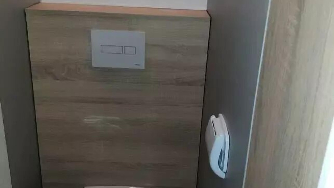 Photo of Bathroom in Junas