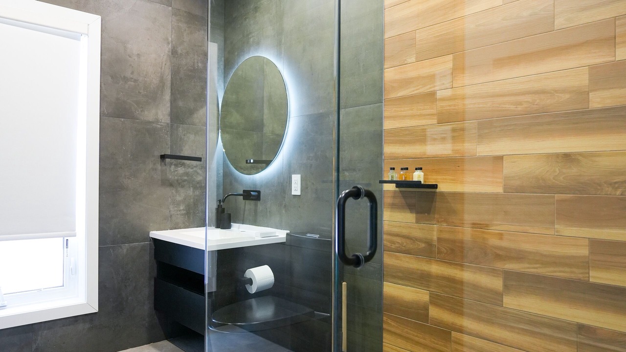 Photo of Bathroom in Faraday