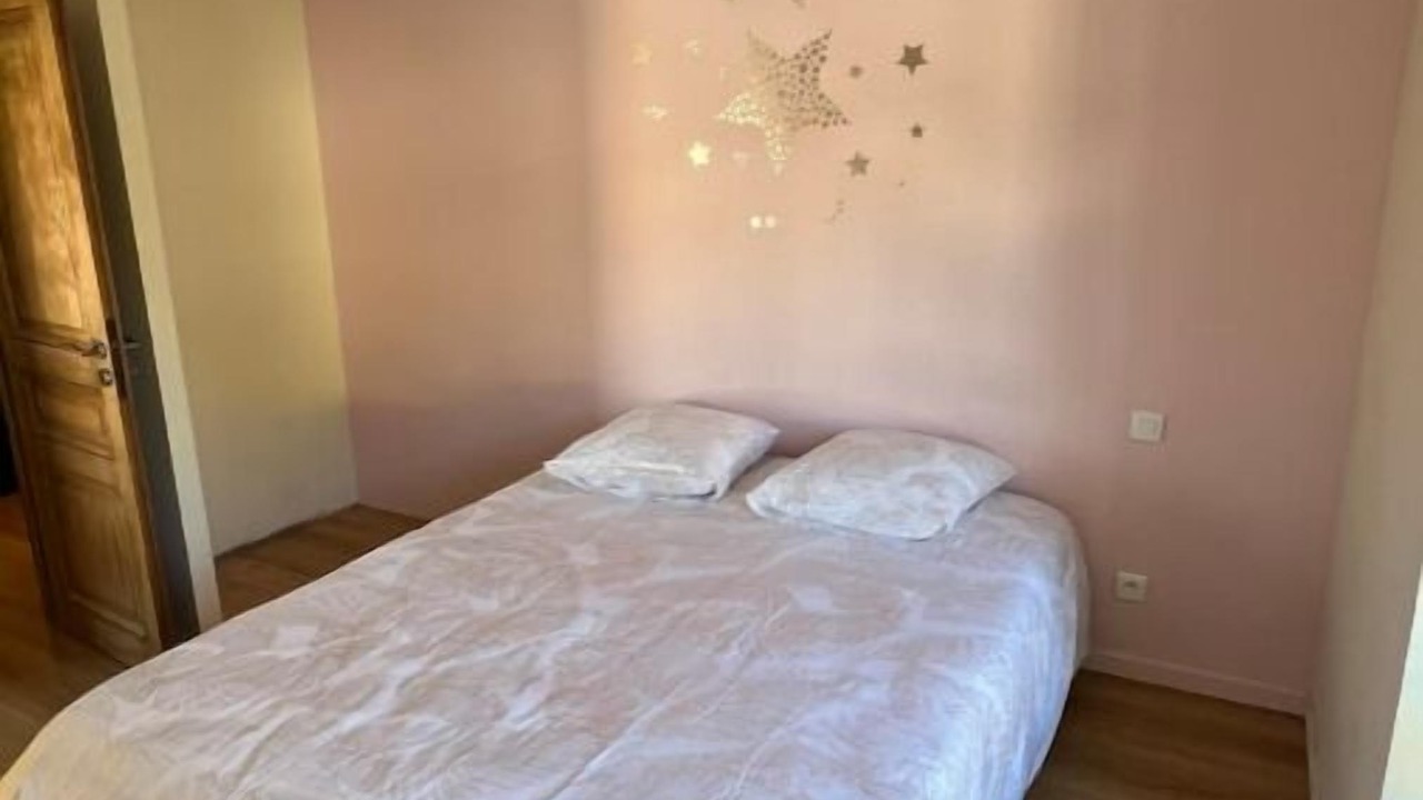 Photo of Bedroom in Saint-Marcel